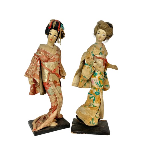 537 - 2 tall Japanese figurines and a Chinese pottery bowl. Figurines 35cm