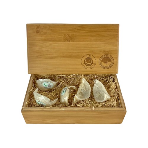 553 - Malaysian certified Edible Birds nest in box. With spare box