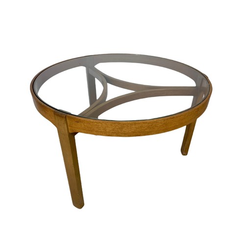 1004 - Nathan teak mid century trinity nest of tables/coffee table. 82x51.5cm