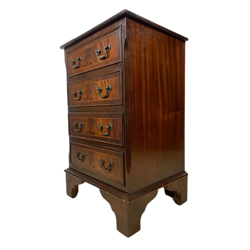 1032 - Small Georgian style inlaid mahogany chest of drawers. 45x37x72cm