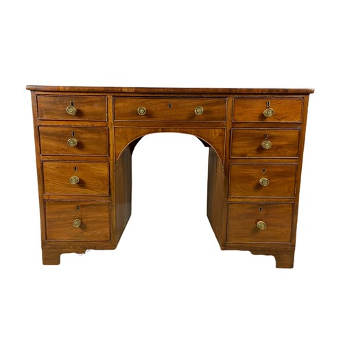 972 - Late Georgian mahogany leather top kneehole desk. 117x51.5x79.5cm