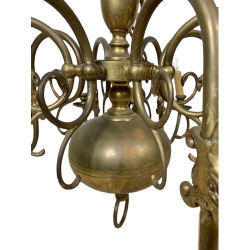 577 - Large vintage brass chandelier. Including chain 88x150, base 88x69cm