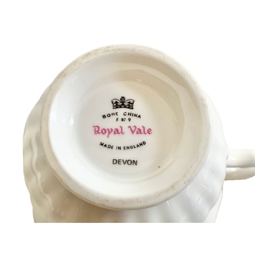 596 - Set of 6 Royal Vale cups and saucers