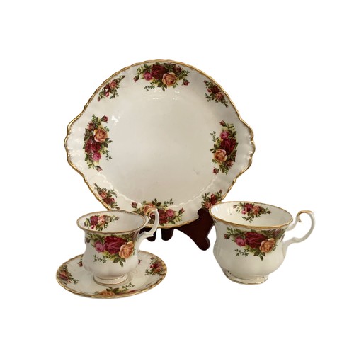 429b - Pottery including Royal Albert Burlington dinner plates, Royal Albert Old Country Roses, Masons teap... 