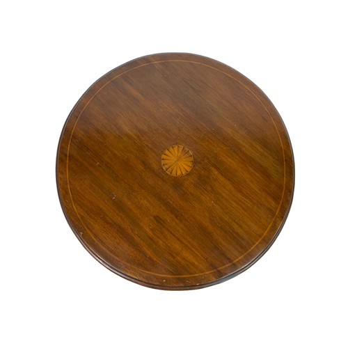 1073 - Edwardian inlaid mahogany side table. 56x39cm