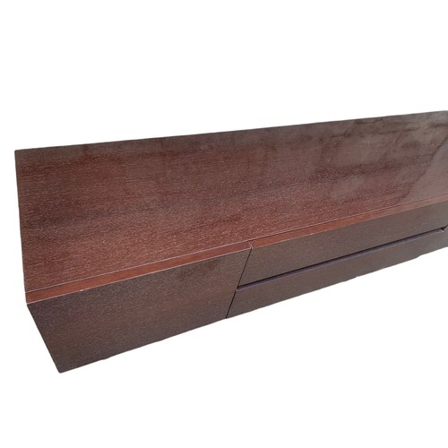 1110 - The Max sideboard designed by Paolo Piva for Poliform. 230x60x58.5cm