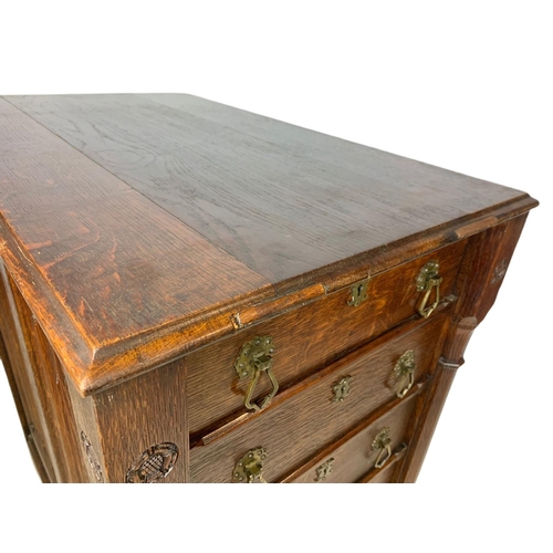 1087 - Deep Victorian oak chest of drawers. 51x80x93cm