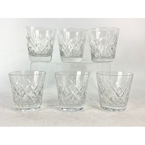 401 - Set of 6 crystal whisky glasses. 9cm