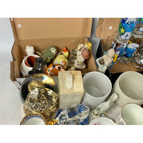 776 - Large quantity of pottery and glassware etc.