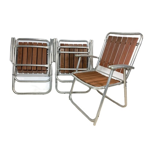 1137 - 3 folding garden chairs