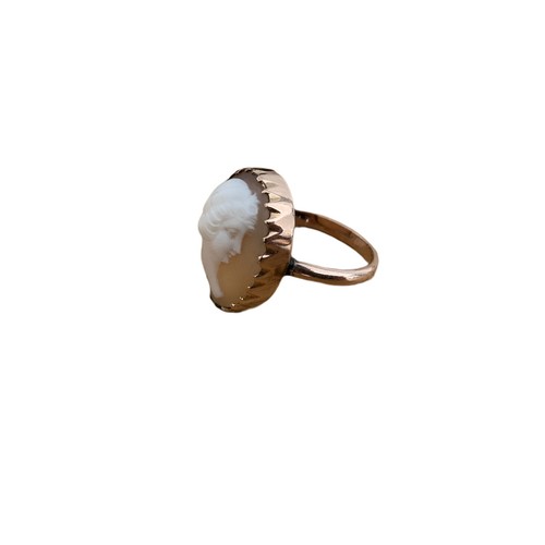 655a - 1950s 9ct rose gold cameo ring