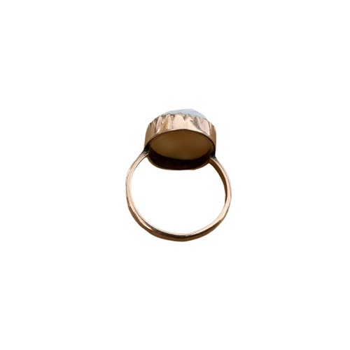 655a - 1950s 9ct rose gold cameo ring