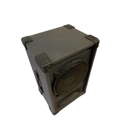 498a - Large speaker