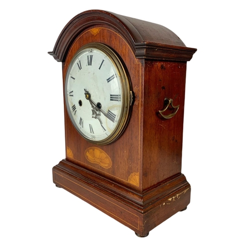 100 - Edwardian inlaid mantle clock with pendulum. 28.5 x 15 x 38cm