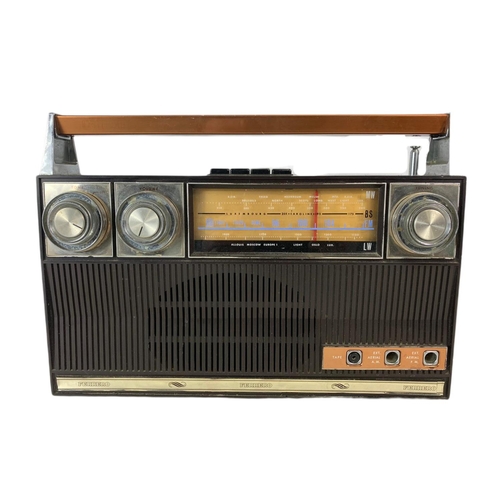 133 - Vintage Ferrero radio. 34 x 10 x 24cm