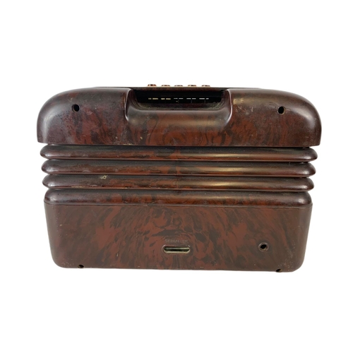 145 - Vintage Bush Bakelite radio. 33 x 20 x 23cm