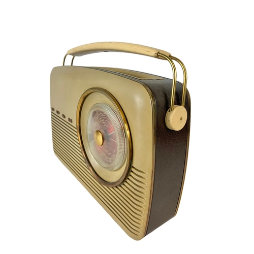 146 - Vintage Bush radio. 33 x 7 x 27cm