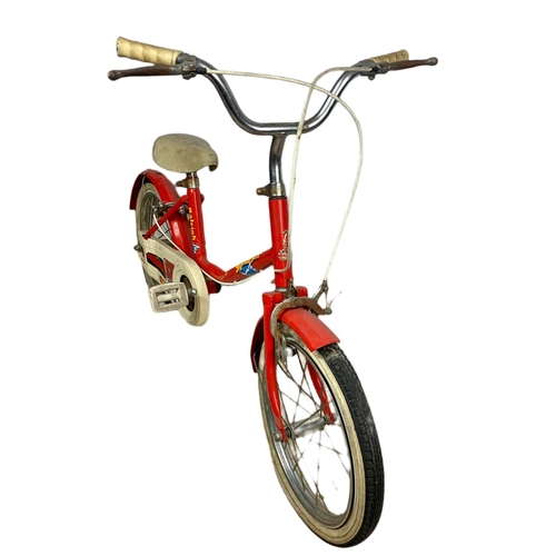 119 - Vintage child’s Raleigh Splash bike.