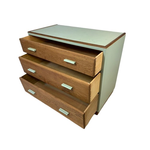 1166 - Vintage chest of 3 drawers. 92 x 46 x 76cm