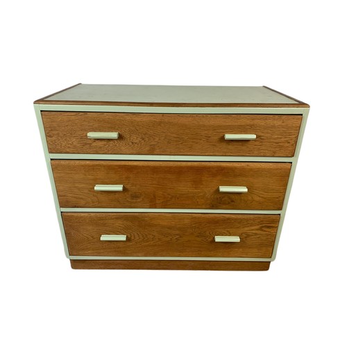 1166 - Vintage chest of 3 drawers. 92 x 46 x 76cm