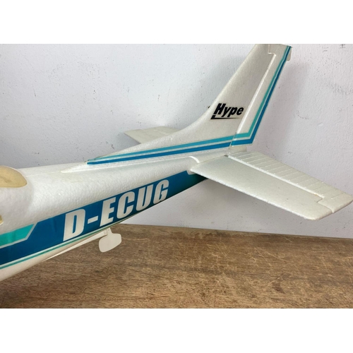 168 - Hype Cessna 182 Skylane remote control plane. 120 x 92cm