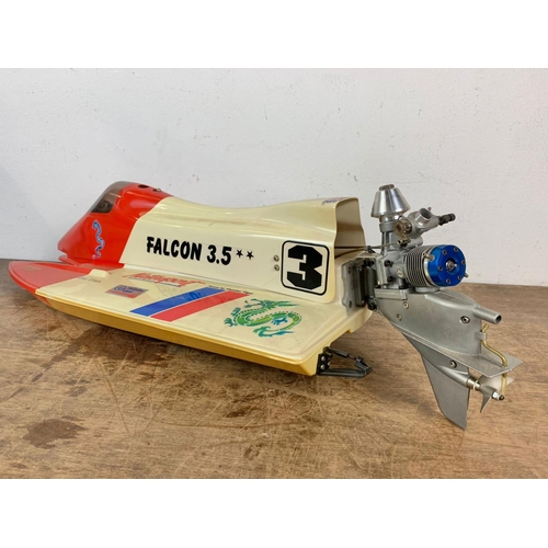 69 - Thunder Tiger Racing. Falcon 3.5 Tunnel Hull Racing Boat in box. With Thunder Tiger’s Pro-21M-OB 3.5... 