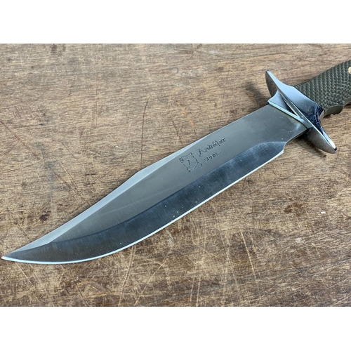 75 - Andujar Spain large hunting knife in case. 36cm