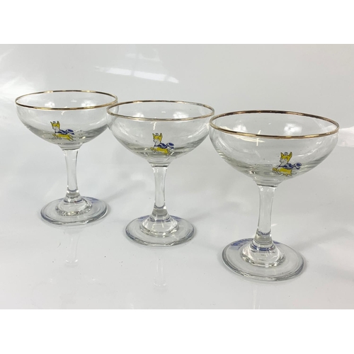 393 - 9 vintage Babycham glasses