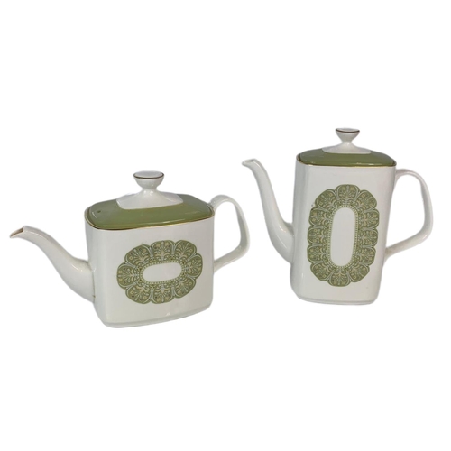 400 - Royal Doulton 'Sonnet' tea set