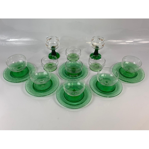 420 - 9 dessert dishes with 6 glass saucers, including a pair of Luminarc France Wine Rummers