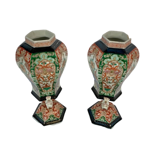 436 - Pair of early 20th century Chinese pots with lids, circa 1900-1910, 23cm