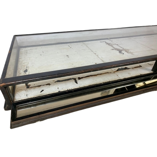 355 - Large Victorian table counter top display cabinet. 153 x 63 x 13cm