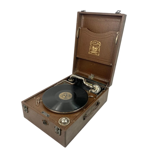 42 - Vintage 1920s Micro-Perophone Gramophone. 34x43x15cm