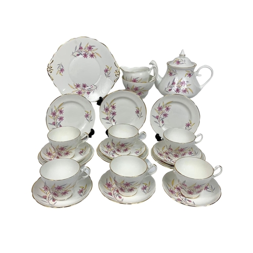 469 - Royal Stuart tea set