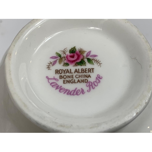 473 - 37 piece Royal Albert 