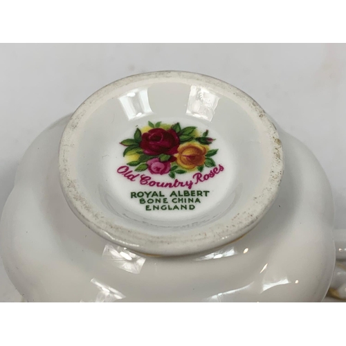 480 - 11pc Royal Albert Old Country Roses coffee set