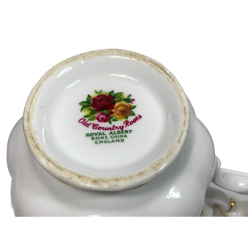 483 - 21pc Royal Albert Old Country Roses tea set