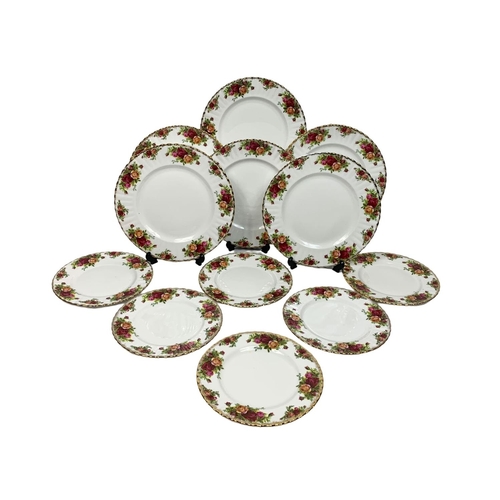 486 - 6 Royal Albert Old Country roses dinner plates and 6 salad plates