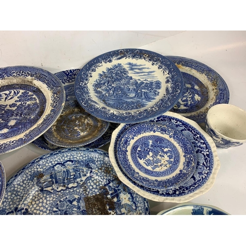 514 - Quantity of blue & white pottery