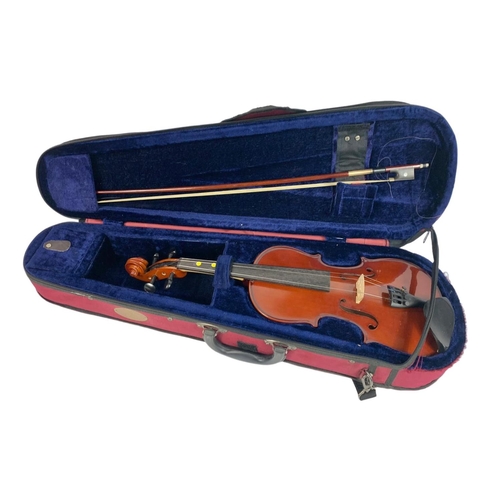 90 - Violin in case