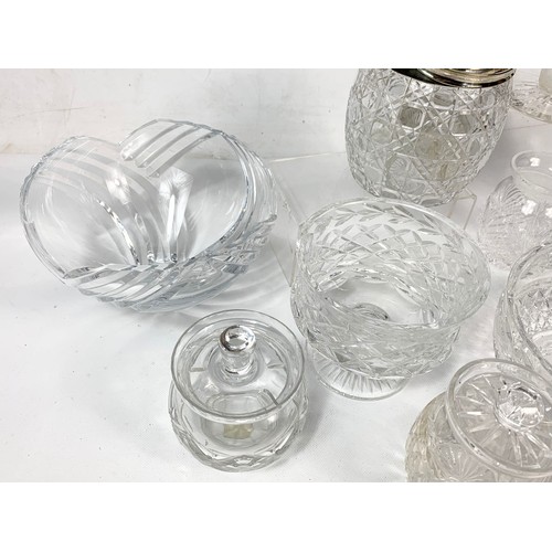 641 - Quantity of crystal bowls, vases, jars and jugs etc. Tyrone and other. Largest bowl 20 x 14cm