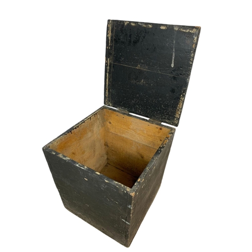 723 - Early 20th century wooden storage box and a vintage metal basket. 34 x 34 x 37cm