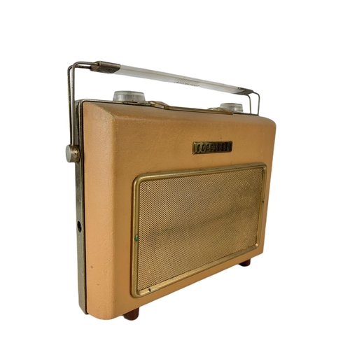 725 - Vintage Ferguson Fieldfare 348BT radio. 26 x 9 x 25cm