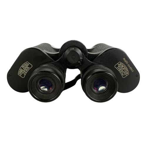 295 - Vintage binoculars in case by Carl Zeiss. 22 x 20cm