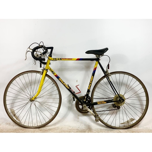 385 - Vintage Team Raleigh Banana bike.