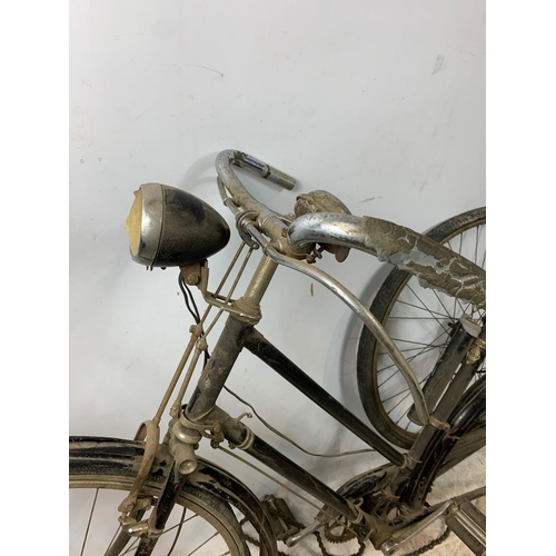 389 - Vintage Raleigh bike