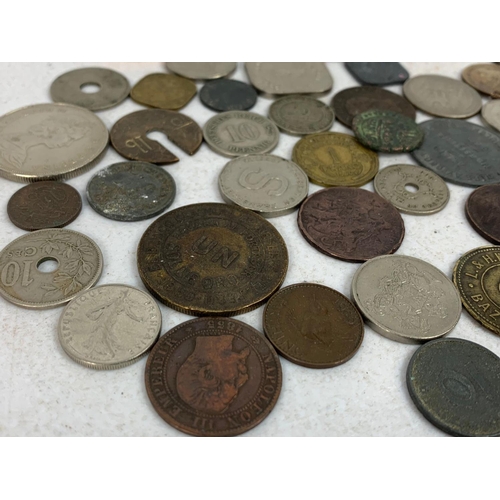 700 - Quantity of old coins