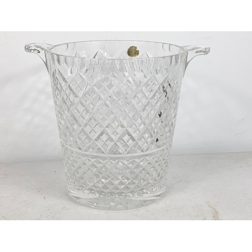 619 - Large Irish Crystal ice bucket. 23 x 19cm