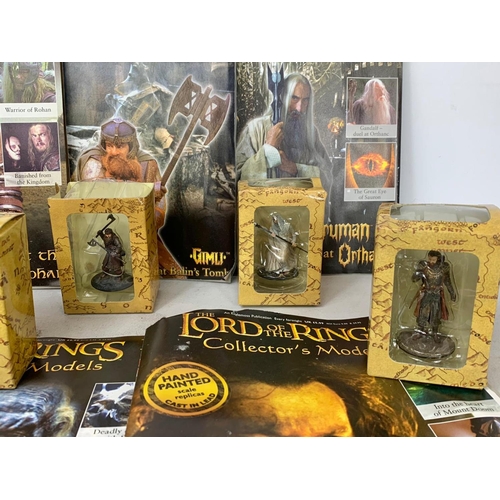 635 - Quantity of The Lord Of The Rings collectors models. Boxes measure 11cm