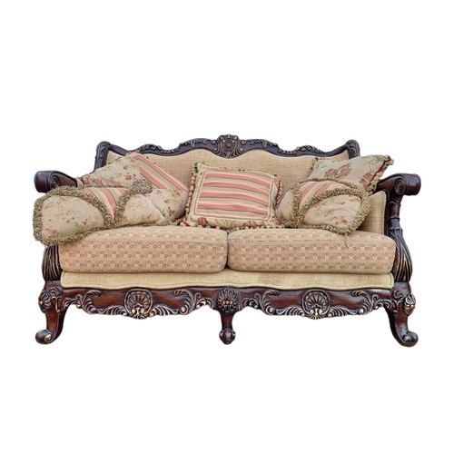 1209 - Large ornate 3 piece suite. Largest sofa 228.